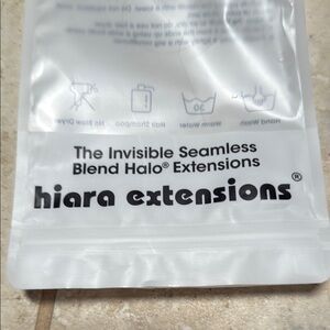 Seamless Halo Hairpiece - Brown